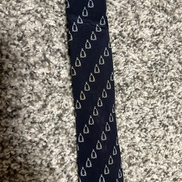 Authentic Gucci Tie - Picture 5 of 8
